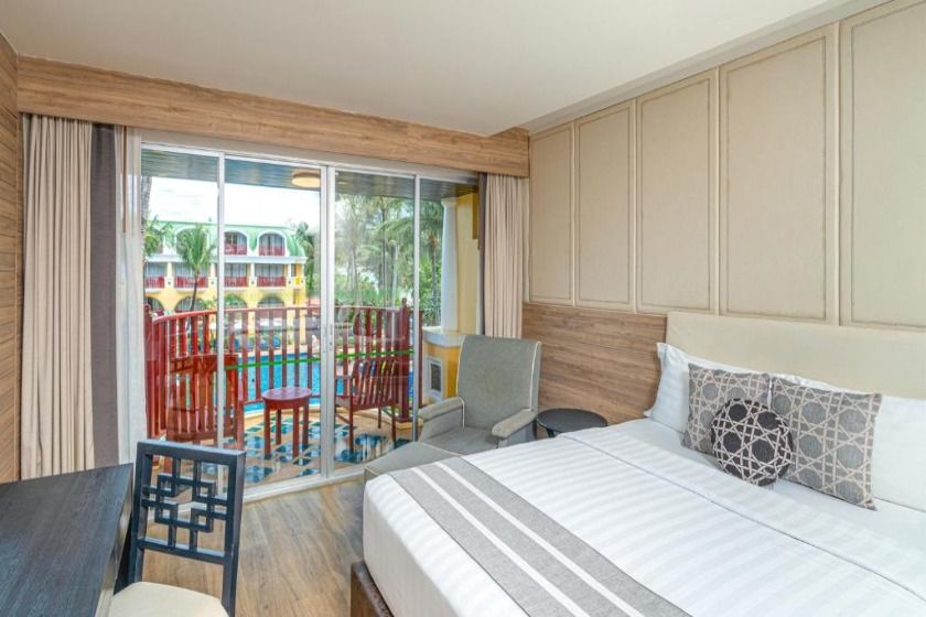 Phuket Graceland Resort and Spa Phuket - Deluxe Room with Pool View