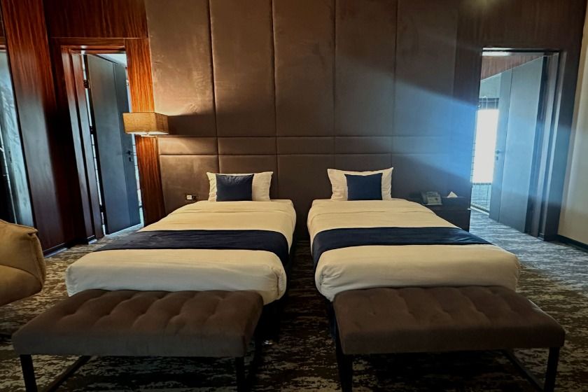 هتل 55 بندرعباس مال بندر عباس - سوئیت VIP چهار تخته