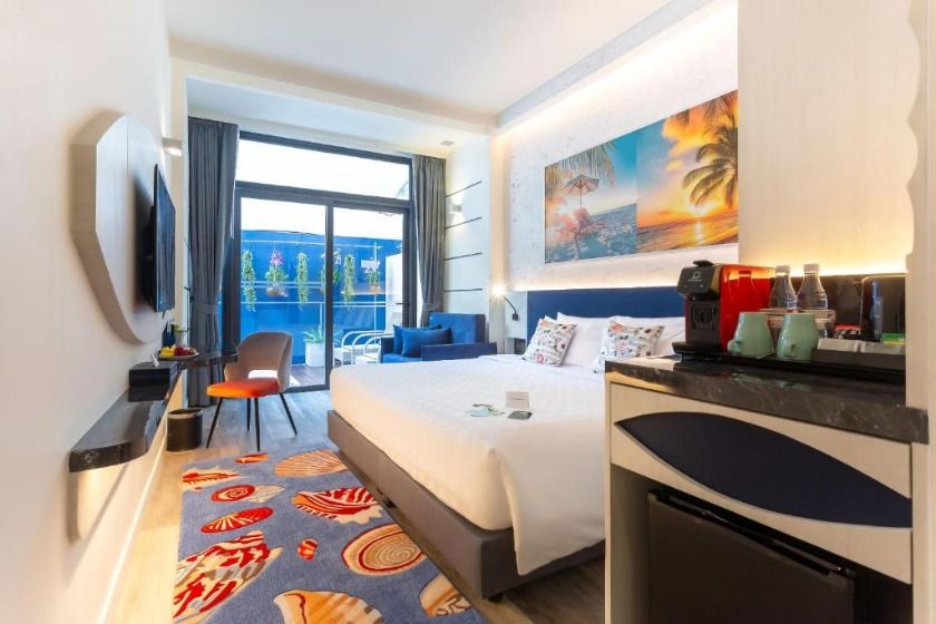 Hotel Clover Patong Phuket - SHA Plus Phuket - Deluxe Jacuzzi Room
