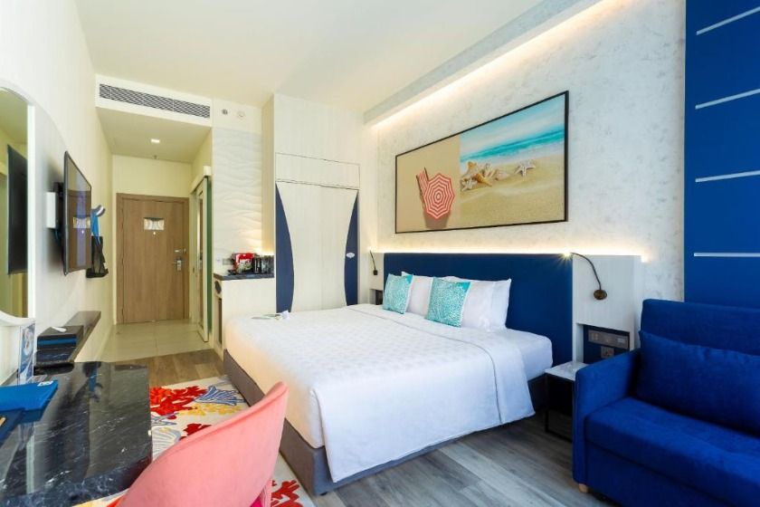 Hotel Clover Patong Phuket - SHA Plus Phuket - Deluxe Family Room