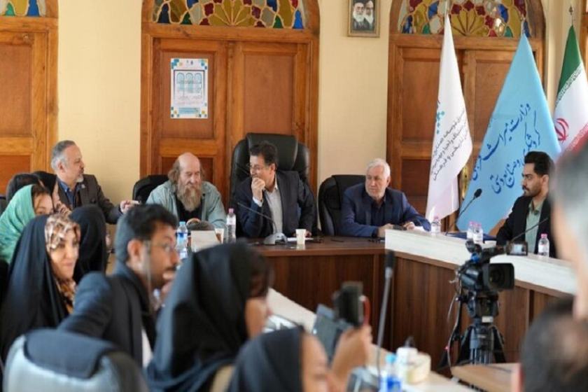 برگزاری جایزه منطقه‌ای ققنوس در حوزه تمدنی ایران فرهنگی