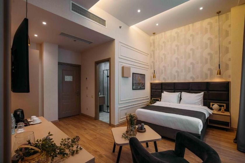 Hotel Monday by DNT Group Tbilisi - Double Room with Balcony