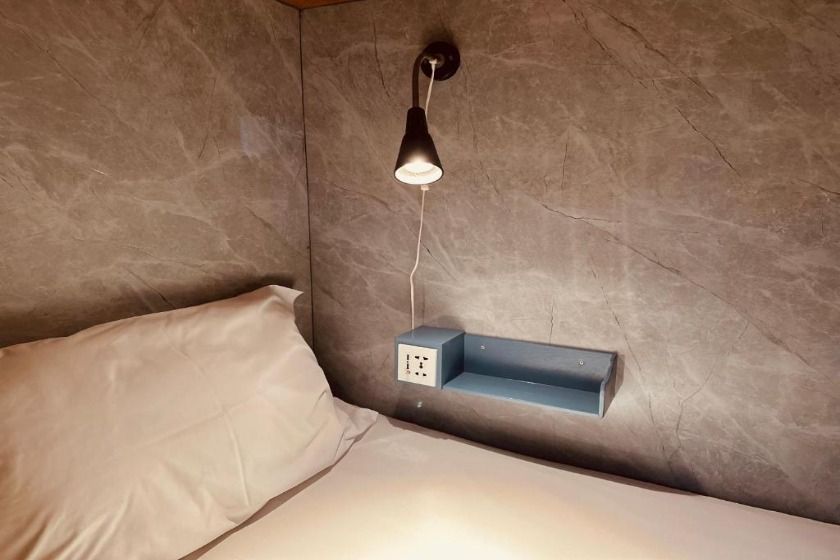 The Luna Phuket - Bed in 4-Bed Mixed Dormitory Room with Shared Bathroom