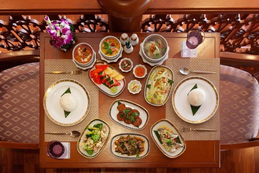 Diamond Cliff Resort & Spa - SHA Extra Plus Phuket - Food
