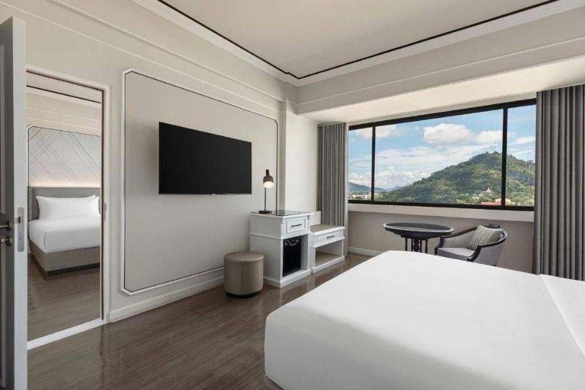 Courtyard by Marriott Phuket Town Phuket - Deluxe King Room with City View