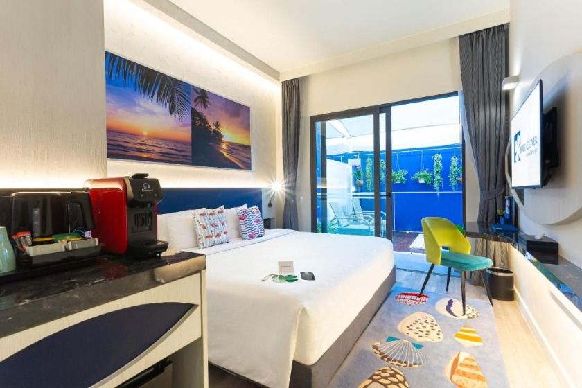 Hotel Clover Patong Phuket - SHA Plus Phuket - Deluxe Jacuzzi Room