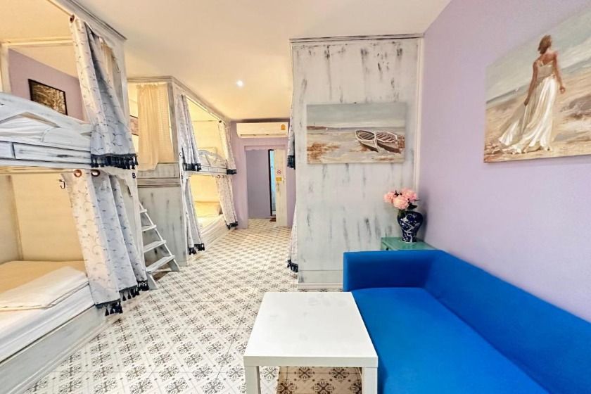 The Luna Phuket - Bed in 6-Bed Female Dormitory Room