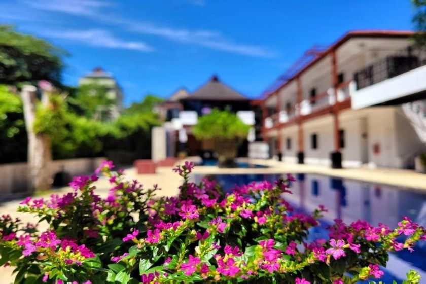 Surintra Boutique Resort Phuket - facade