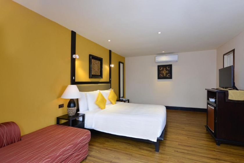 Andaman White Beach Resort Phuket - Superior Double or Twin Room with Sea View