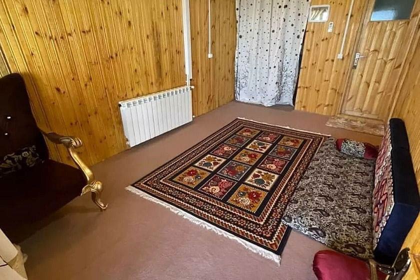 اقامتگاه بوم گردی بام گلسرک رشت - اتاق بنفشه