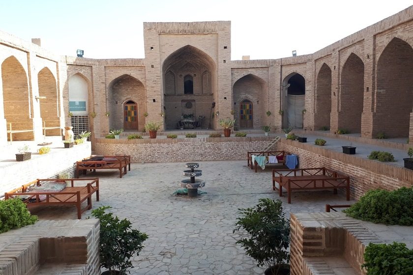 کاروانسرای سرایان. منبع عکس: گوگل مپ. عکاس: مجید حاتمی