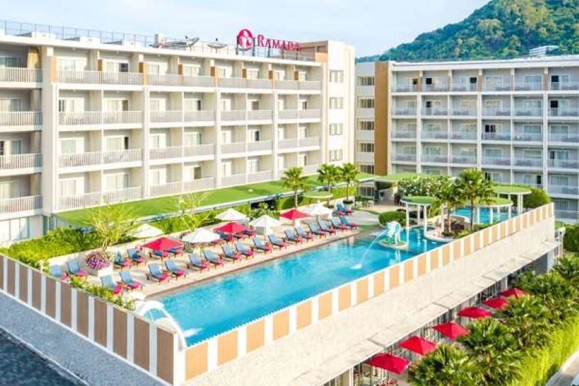 Ramada by Wyndham Phuket Deevana Phuket - pool
