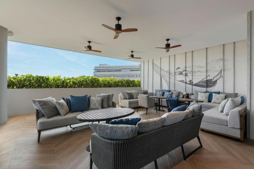 Courtyard by Marriott Phuket Town Phuket - pool bar 