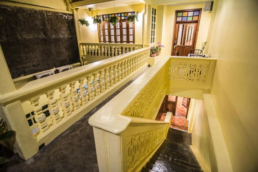 WOO Gallery & Boutique hotel Phuket - interior view