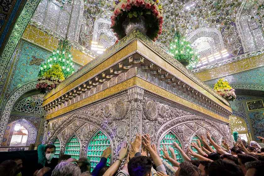 ضریح پنجم حرم امام رضا. منبع عکس: Razavi.Ir. عکاس: نامشخص