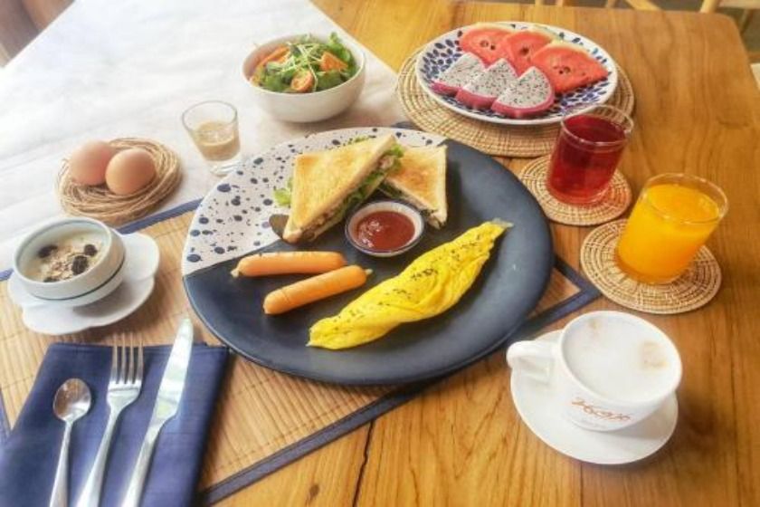 Norn Talay Surin Beach Phuket Phuket - Breakfast