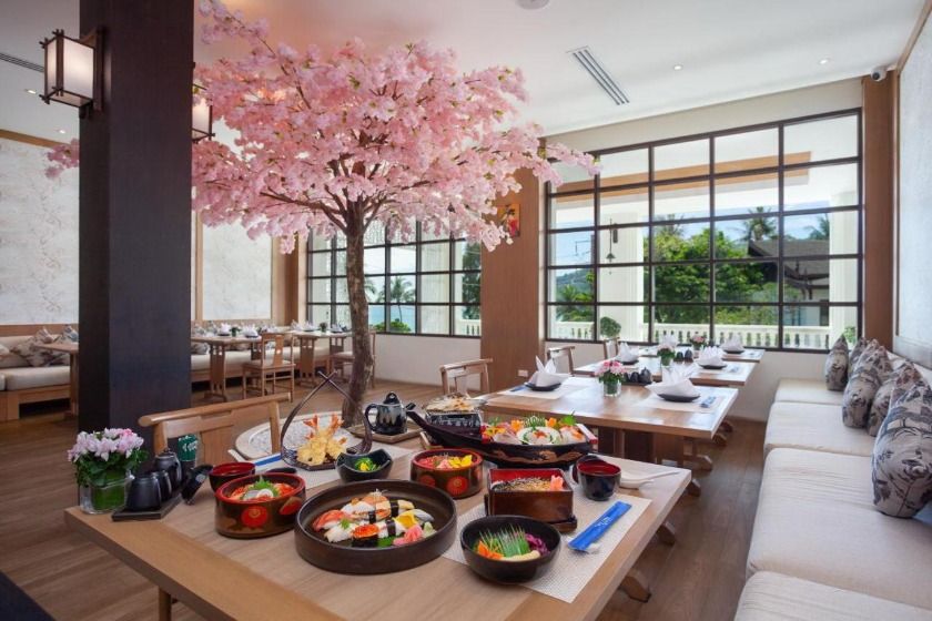 Diamond Cliff Resort & Spa - SHA Extra Plus Phuket - Restaurant