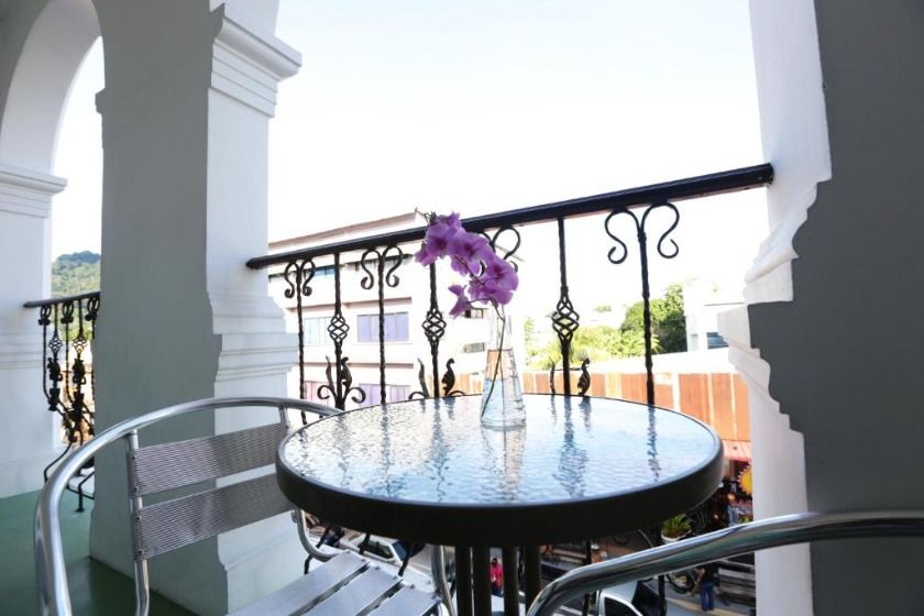 Casa Blanca Boutique Hotel - SHA Plus Phuket - Premium Deluxe 2 Twin City View with Balcony