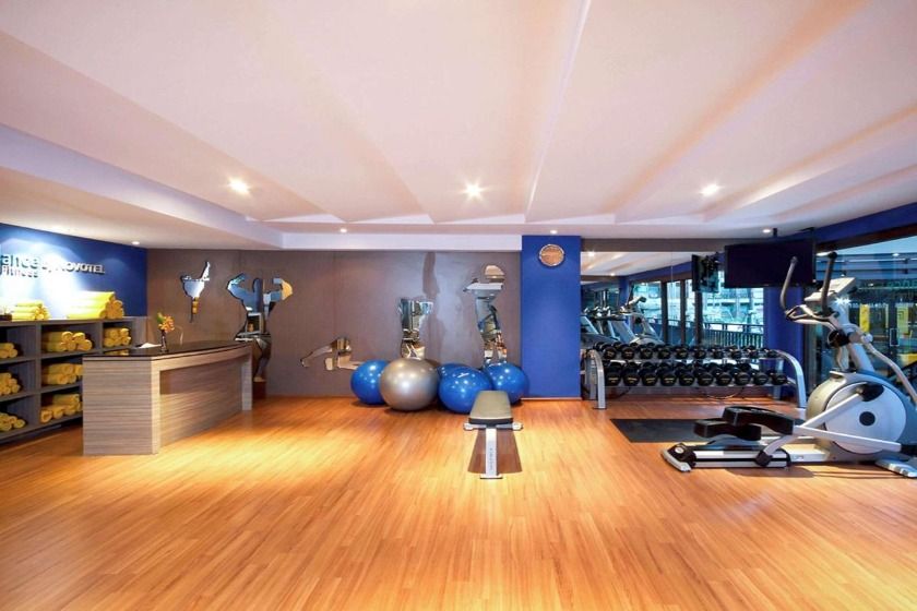 Novotel Phuket Vintage Park Resort Phuket - fitness center