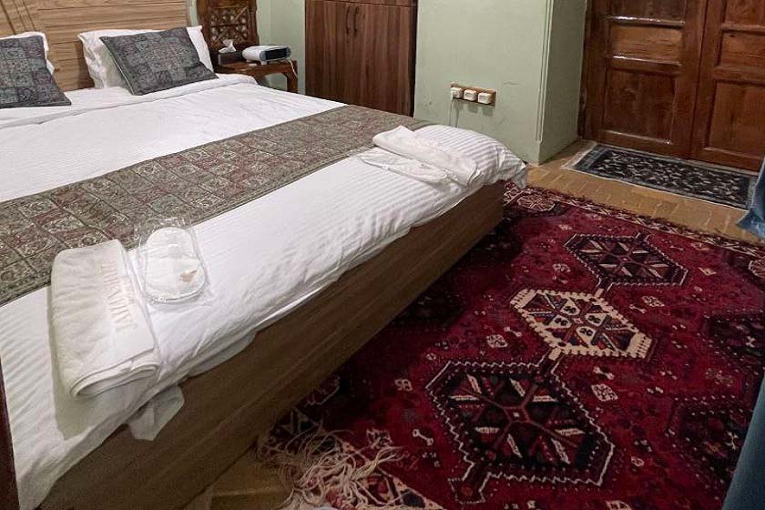 اقامتگاه سنتی عمارت جهانشاهی شیراز - اتاق چهارنگار