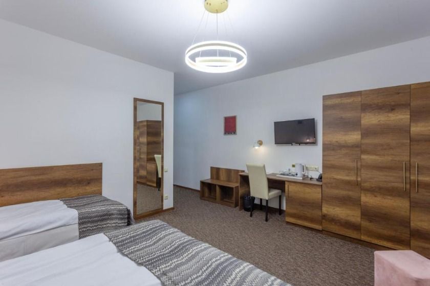 Alliance Hotel Tbilisi - Standard Triple Room