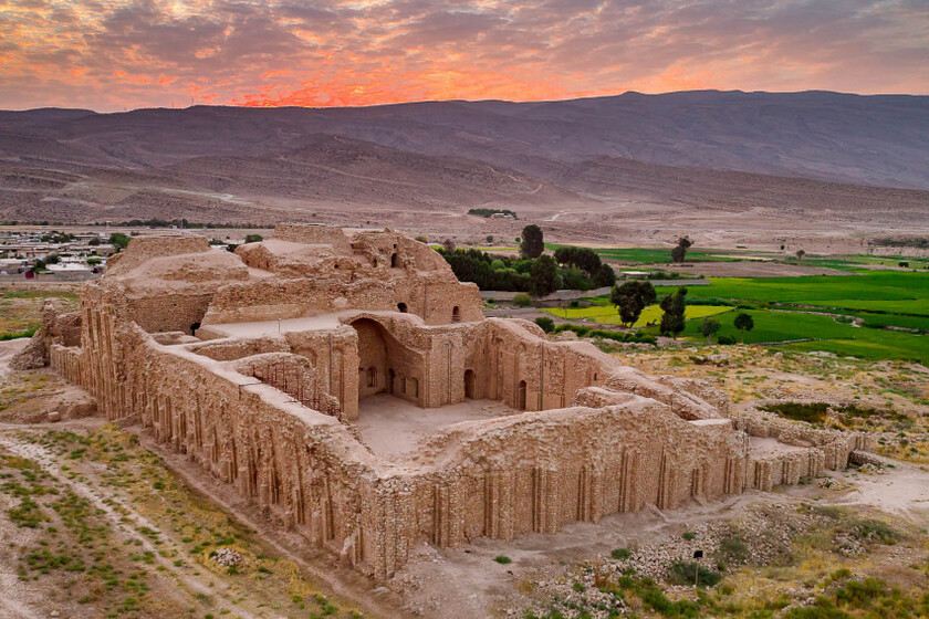 کاخ اردشیر. منبع عکس: گوگل مپ. عکاس: محمد محمدی
