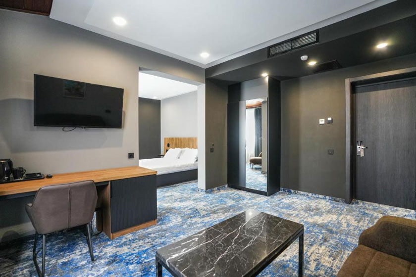 Hotel Splendid Tbilisi - Family Double Room
