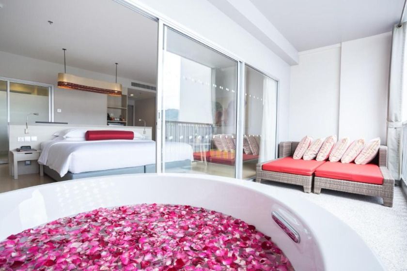 Ramada by Wyndham Phuket Deevana Phuket - Junior Suite with Terrace