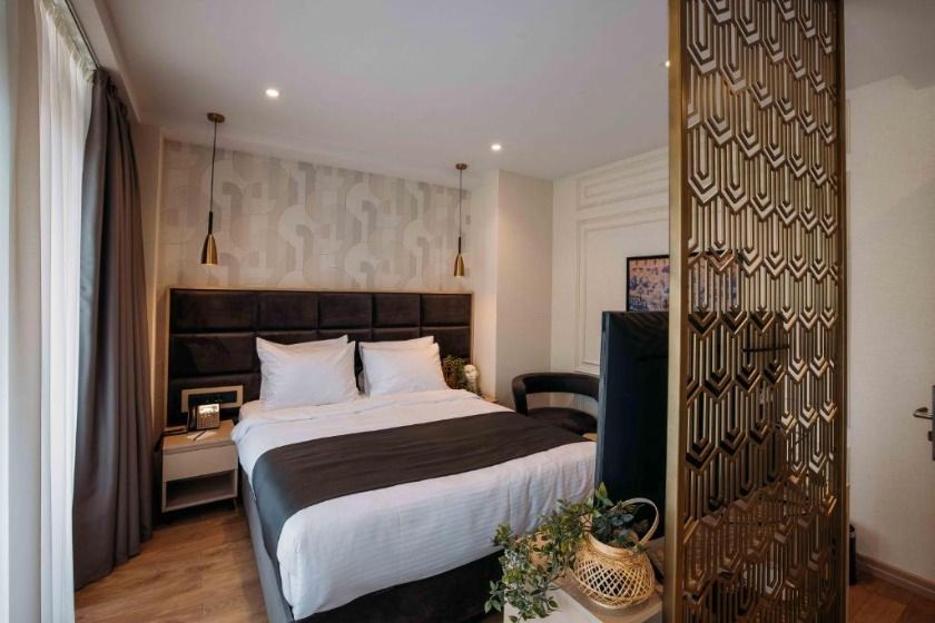 Hotel Monday by DNT Group Tbilisi - Double Room with Balcony