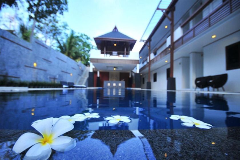 Surintra Boutique Resort Phuket - pool