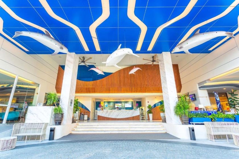 Hotel Clover Patong Phuket - SHA Plus Phuket - pool