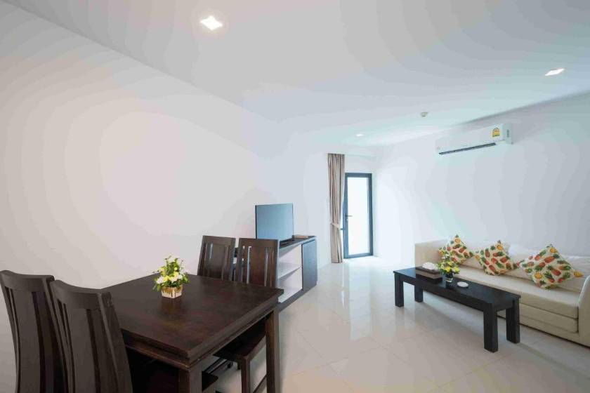 Patong Bay Hill - Premier Suite Seaview with Jacuzzi