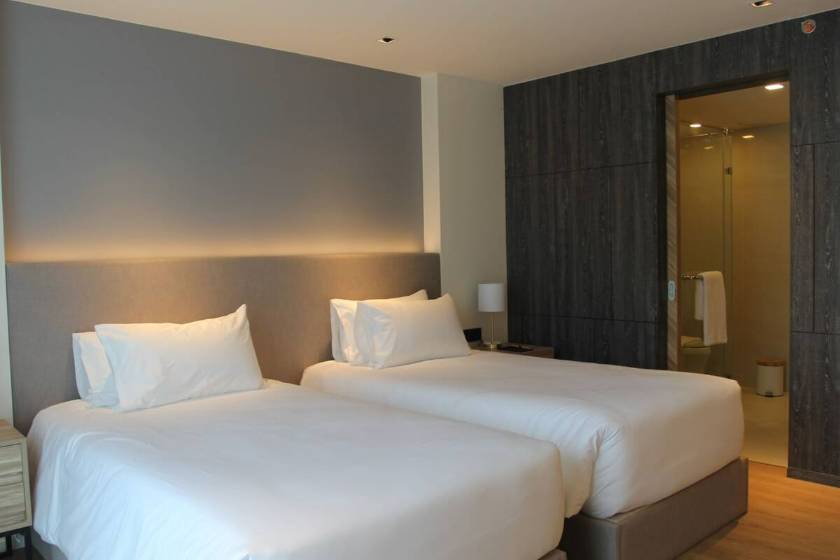 Wyndham La Vita Rawai Phuket - Deluxe Pool Access