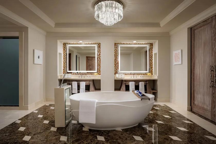 Atlantis The Palm Dubai - Regal Suite Club