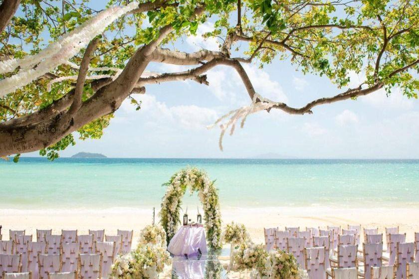 Phi Phi Holiday Resort Phuket - beach