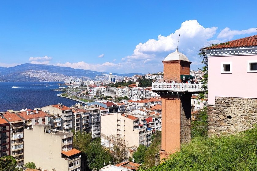 آسانسور تاریخی ازمیر 
