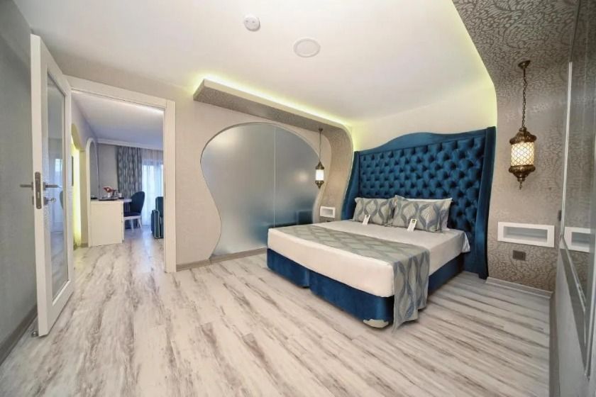 Demonti Hotel Ankara - Suite with Jacuzzi