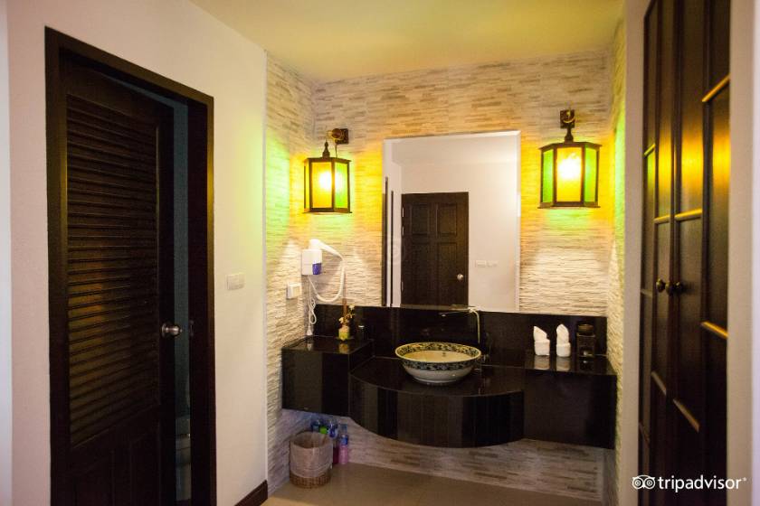 Navatara Phuket Resort - Deluxe Double or Twin Room