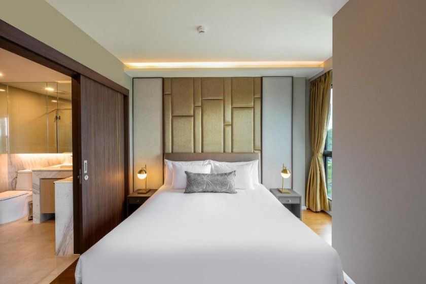 Mida Grande Resort Phuket - Deluxe Ocean View with Jacuzzi