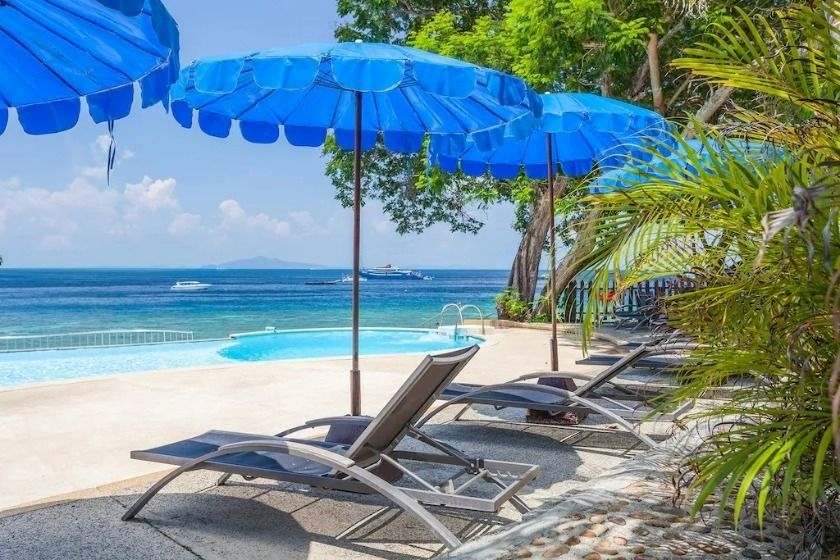 Phi Phi Natural Resort Phuket - beach