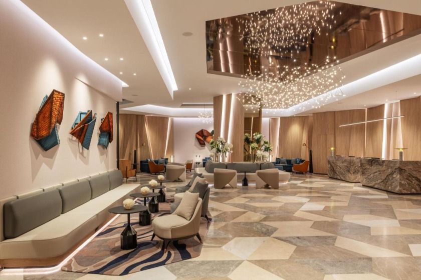 Sheraton Mall of the Emirates Hotel Dubai - reception 