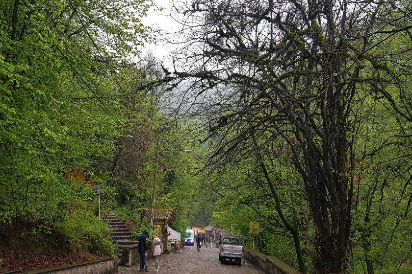 روستای زرین‌گل و آبشار چلم زرین‌ گل