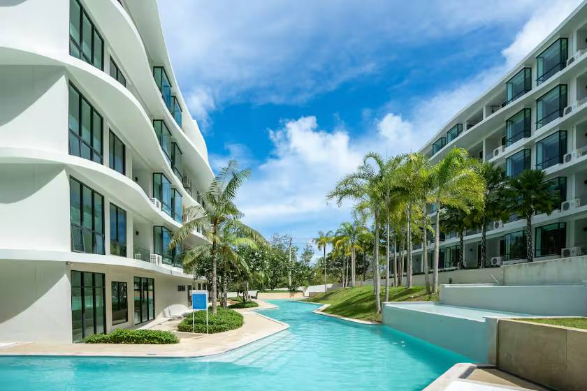Wyndham La Vita Rawai Phuket - Deluxe Pool Access