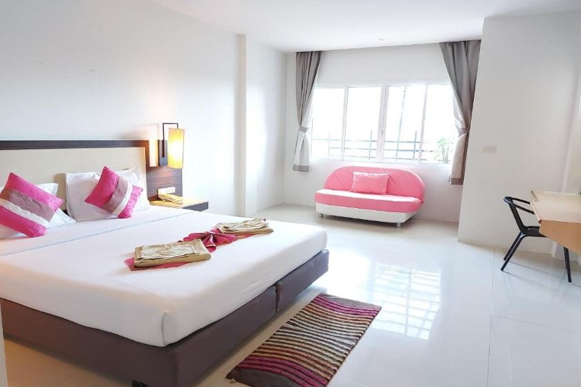 AM Surin Place - SHA Extra Plus Phuket - Deluxe Room Poolside
