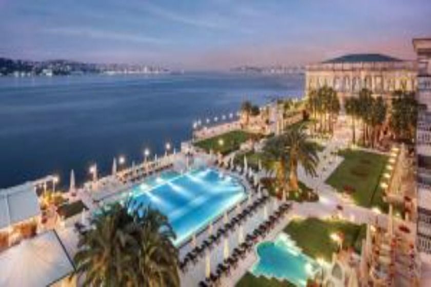 Ciragan Palace Kempinski Istanbul - pool