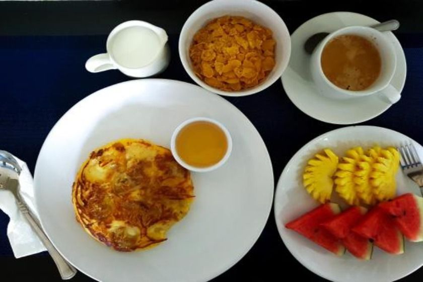 AM Surin Place - SHA Extra Plus Phuket - breakfast