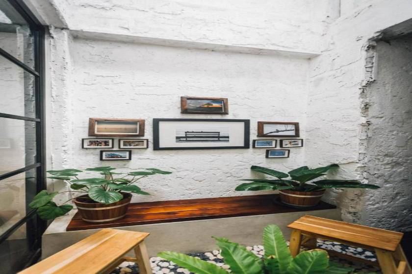 Niece Hostel Phuket - SHA Extra Plus - facade