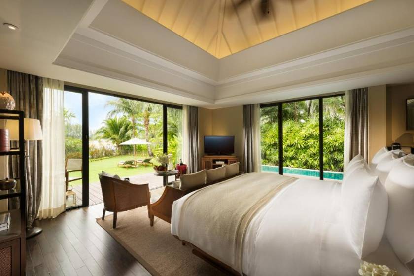 Anantara Layan Phuket Resort - Beachfront Layan Pool Villa