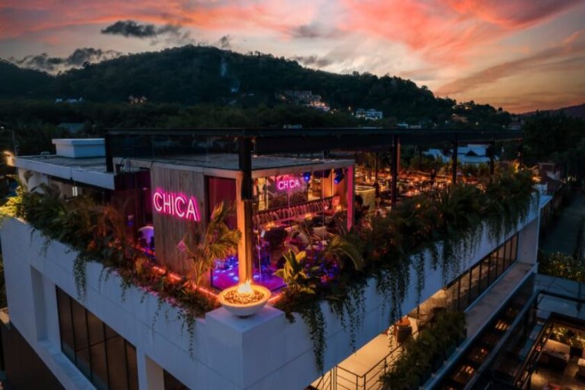 Stay Wellbeing & Lifestyle Resort Phuket - Rooftop Lounge