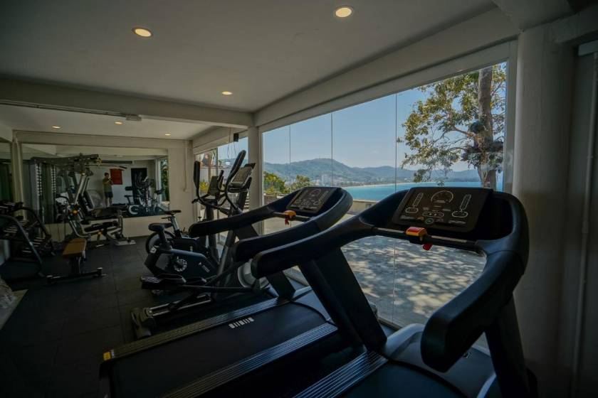 ANONA SUNSET Boutique - fitness cente